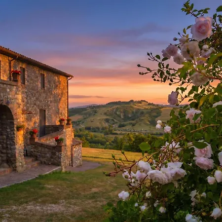 Ferienhaus Casale Montemoro - Private Pool & Garden | Sleeps 10 - Happy Rentals *