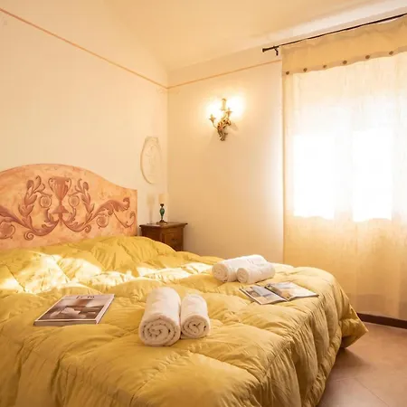 Casale Montemoro - Private Pool & Garden | Sleeps 10 - Happy Rentals Allerona